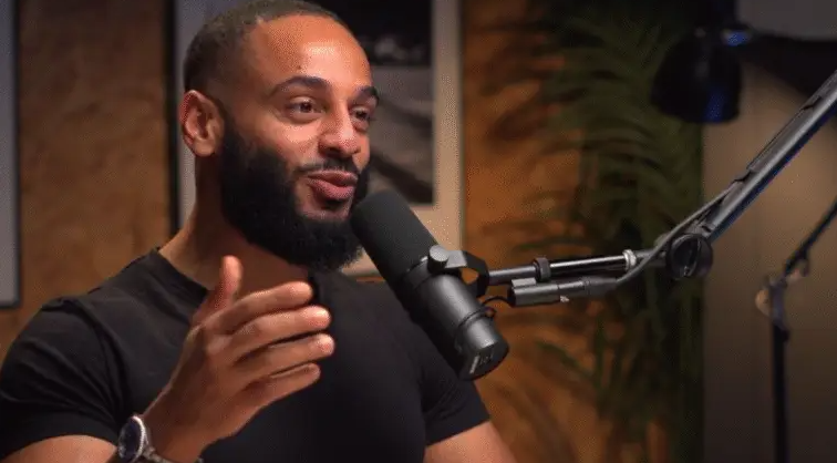 Sami enjoying freedom lifestyle